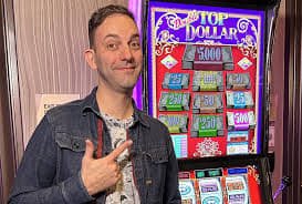 Online Slots Mobile Phone Myanmar Player Wave Money Deposit